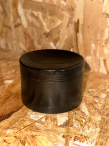 Гриндер металлический "Ecstatic" 4х составной